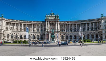 El Palacio Imperial Hofburg Viena en día, - Austria
