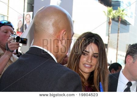 LOS ANGELES - APR 1: Penelope Cruz på Penelope Cruz Hollywood Walk of Fame Ceremony på El Capi