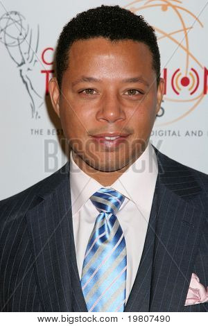 LOS ANGELES - április 9: Terrance Howard érkezik a 32 éves főiskolai televíziós díjat Renai