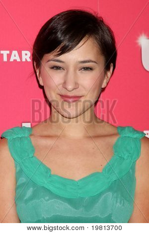 LOS ANGELES - Nis 26: Zelda Williams 2011 ABD Haftalık sıcak Hollywood tarzı olay E gelen