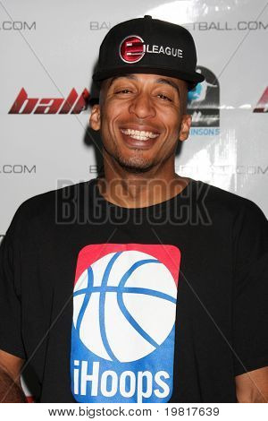 LOS ANGELES - 1. maj: James Lesure ankommer den 1 årlige op Celebrity Streetball boldspil på C