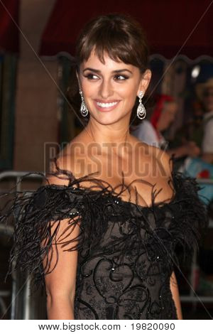 LOS ANGELES - 7. maj: Penelope Cruz ankommer til 
