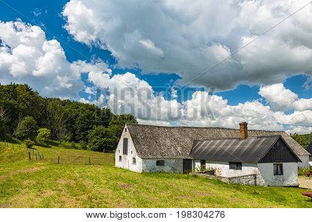 A swedish farm house in the countryside near to Ales stenar.