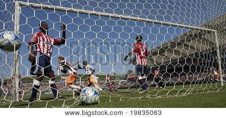 CARSON, CA. - Oktober 25: Dynamo Tor durch Andrew Hainault während die Chivas USA vs. Houston Dy