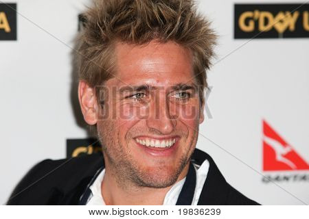 HOLLYWOOD, CA. - 16 Ocak: Şef Curtis Stone G'Day ABD siyah kravat gala 16 Ocak 2 katılır