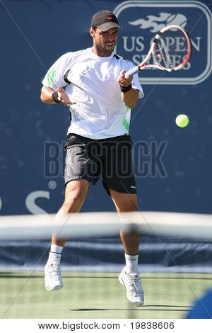Los Angeles, ca. 29. Juli: Alejandro Falla Columibia (im Bild) und Erenests Gulbis über Lettland pl