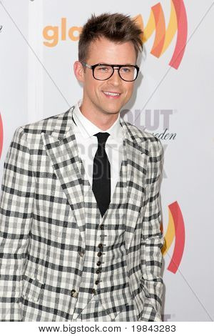 LOS ANGELES, CA. - 17 APR: Brad Goreski arriveert op de 21ste jaarlijkse GLAAD Media Awards op Hyatt Regen