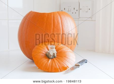 Bir Halloween kabak hazırlama
