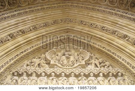 Arco ornamentado, Abadia de Westminster, Londres.