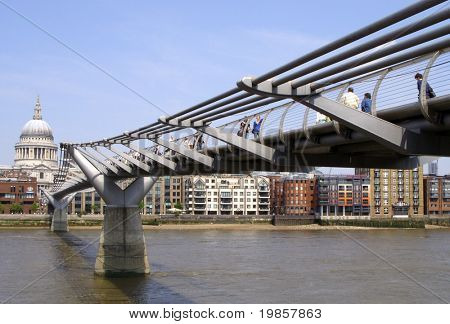 Flodkorsning, London