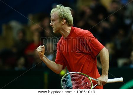 Stefan Koubek Rakouska během jeho zápas proti Mike Bryan - Davis Cup Rakousko - USA 2008