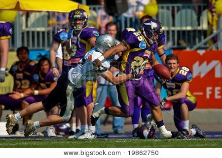 -Wien, Österreich, April 13: Austrian Football League: RB Josiah Cravalho (#25, Wikinger) Resultate ein,