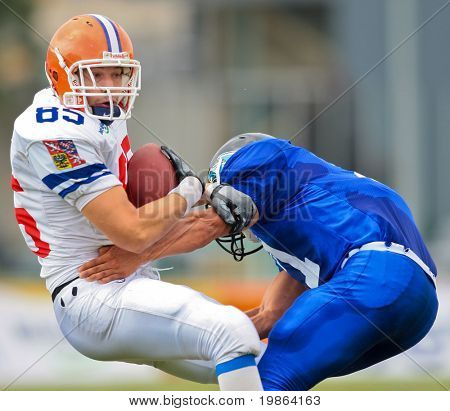 WOLFSBERG, AUSTRIA - 22 agosto American Football B-CE: TE Jan Kolek (#89, Ceca) e la sua squadra battere I