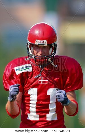WOLFSBERG, AUSTRIA - 20 agosto Football americano B-CE: WR Thomas Linneman Hansen (#11, Danimarca) e 