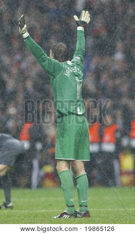 Luzhniki Stadı Moskova 21 Mayıs 2008 ve Devamı Edwin van de Sar Şampiyonlar Ligi Finali, düzenlenen