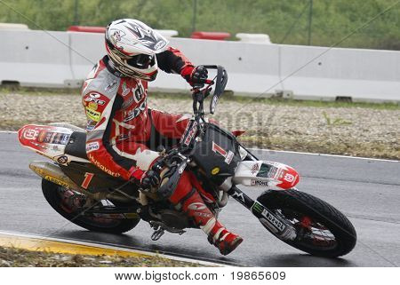 MILAN Italien Juni 24 Gerald Delepine Belgien bei der FIM Supermoto Weltmeisterschaft CASTELLETTO DI B