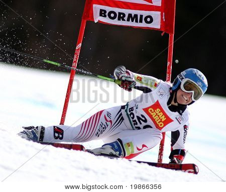 BORMIO Italia el 15 de marzo Eva Maria Brem Austria esquí en la final de la Copa Audi FIS mundial en Italia Bormio