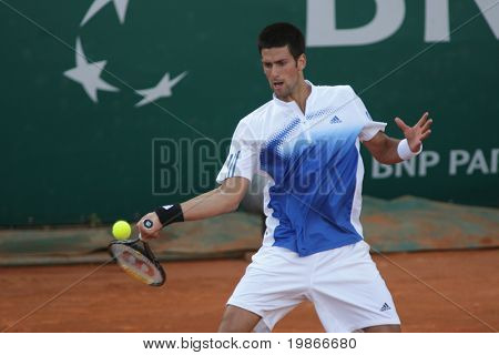 MONTE CARLO MONACO APRIL 25, serbiske Novack Djokovic konkurrerer i ATP Masters turneringen i M