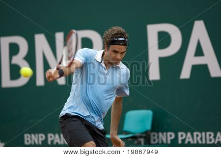 MONACO MONTE CARLO em 23 de abril, Ruben Ramirez Hidalgo ESP v Roger Federer SUI competindo no mastro ATP