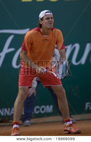 몬테카를로 모나코 4 월 21 일 이반 Ljubicic CRO v Gustavo Kuerten 브래지어를 ATP 마스터스에서 경쟁