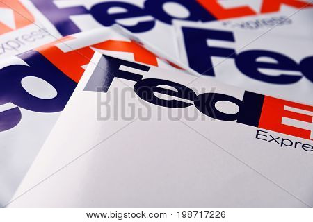 Fedex Envelopes And Parcels