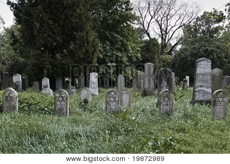 5 Tombes juives