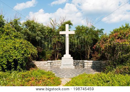 VIRGINIA BEACH, VIRGINIA - JULY 11, 2017:  Memorial marking the first landing site on April 26, 1607, of English colonists who later established a settlement in Jamestown, Virginia.