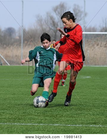 KAPOSVAR, Ungarn - 21. März: Unidentified Spieler in Aktion bei der ungarischen Meisterschaft 