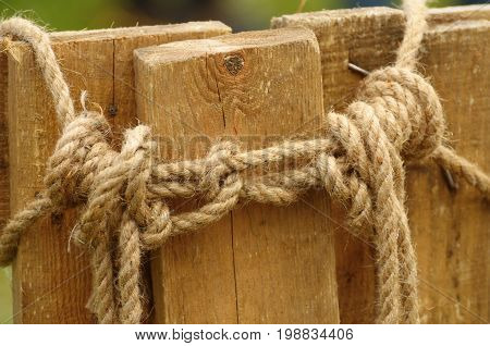 Rope tied a tight knot.And it is very difficult to untie.