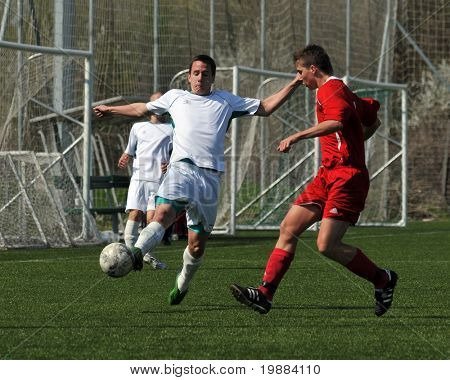 헝가리 내셔널 챔피언십 u 행동에 KAPOSVAR, 헝가리-4 월 10 일: 다니엘 Vaszilko (L)