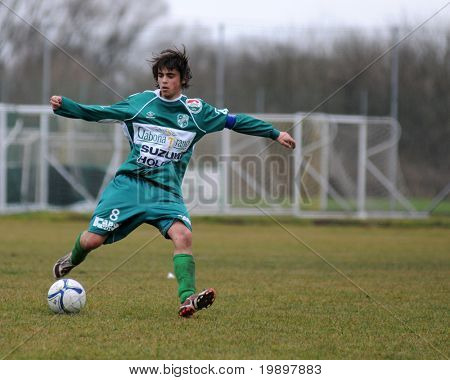 KAPOSVÁR, Węgry - 19 marca: Lorant Lovasz w akcji w węgierskiej National Championship w 1
