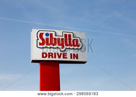 Orebro, Sweden - April 26, 2019: View Of The Sibylla Fast Food Restaurant Logo And Sign At A Drive I