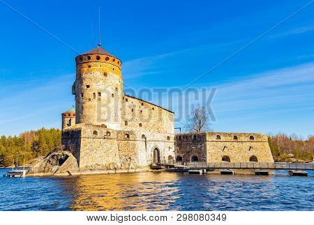 Beautiful View Of Olavinlinna, Olofsborg Ancient Fortress, The 15th-century Medieval Three - Tower C