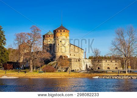 Beautiful View Of Olavinlinna, Olofsborg Ancient Fortress, The 15th-century Medieval Three - Tower C