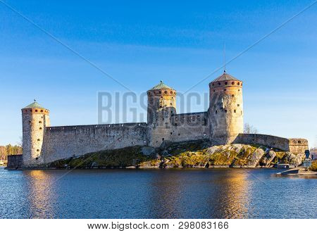 Beautiful View Of Olavinlinna, Olofsborg Ancient Fortress, The 15th-century Medieval Three - Tower C