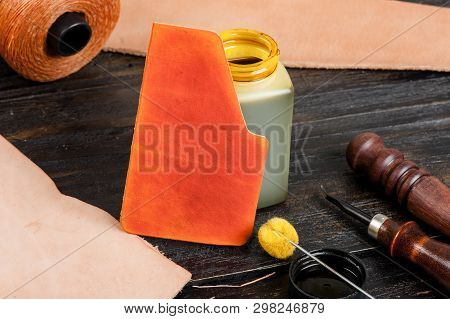 Dyeing The Leather