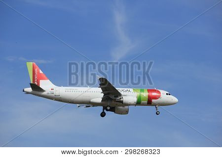 Amsterdam, The Netherlands - July 21st 2016:cs-tnr Tap - Air Portugal Airbus A319, Approaching Polde