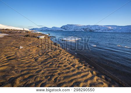 Guba Voronya, Barents Sea Bay. Kola Peninsula Landscape