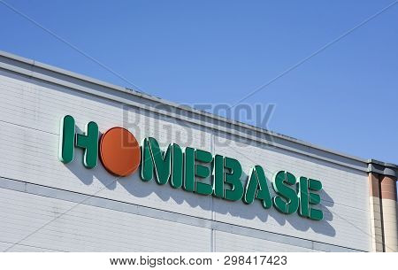 Homebase Sign And Logo, St Marks Retail Park, Lincoln, Lincolnshire, Uk - 5th April 2018