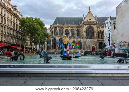 Paris, France - 09 August, 2017: Stravinsky Fountain 1983 Is A Fountain With 16 Works Of Sculpture. 