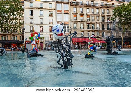Paris, France - 09 August, 2017: Stravinsky Fountain 1983 Is A Fountain With 16 Works Of Sculpture. 