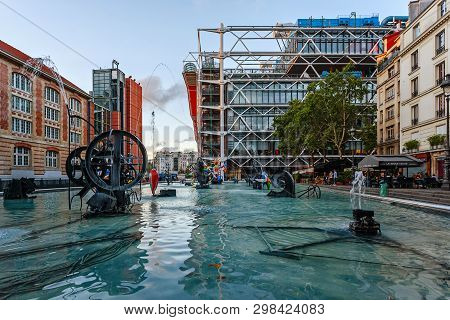 Paris, France - 09 August, 2017: Stravinsky Fountain 1983 Is A Fountain With 16 Works Of Sculpture. 