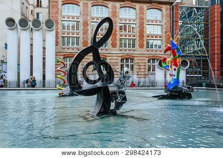 Paris, France - 09 August, 2017: Stravinsky Fountain 1983 Is A Fountain With 16 Works Of Sculpture. 