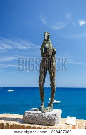 Antibes, France - 15 August, 2017: The Statue La Foret By Germaine Richier Located In The Yard Of Pa