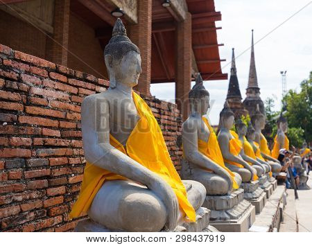Ayutthaya Historical Park Covers The Ruins Of The Old City Of Ayutthaya, Wat Yai Chai Mongkon. Ayutt