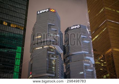 Admiralty, Hong Kong Island, Hk - September 2018 : Photo Of Lippo Building (bond Centre) Twin Tower 