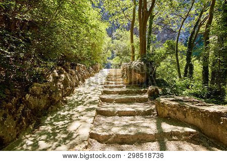 The Headwaters Of The Sorgue In Fontaine De Vaucluse. Vaucluse, Provence, France, Europe