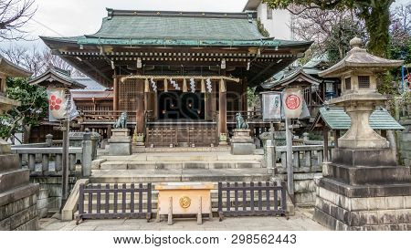TOKYO, JAPAN - FEBRUARY 8, 2019: Hanazono Inari Shrine at Ueno Park. Dedicated to the rice kami arou