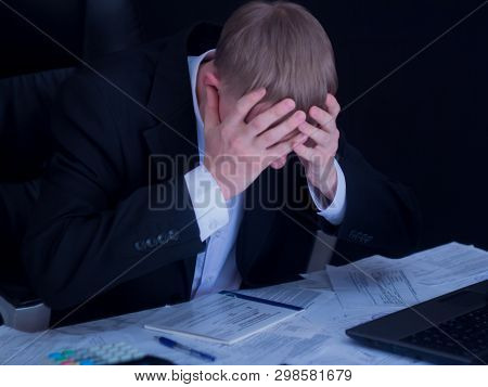 Crisis.insolvent Debt Obligations On Loans Among The Population Have Increased.the Debts Of People F