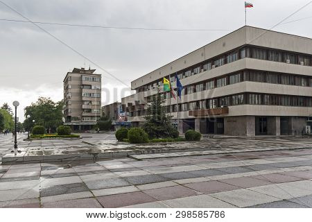 Yambol, Bulgaria - May 3, 2008: Building And Street At The Center Of Town Of Yambol, Bulgaria